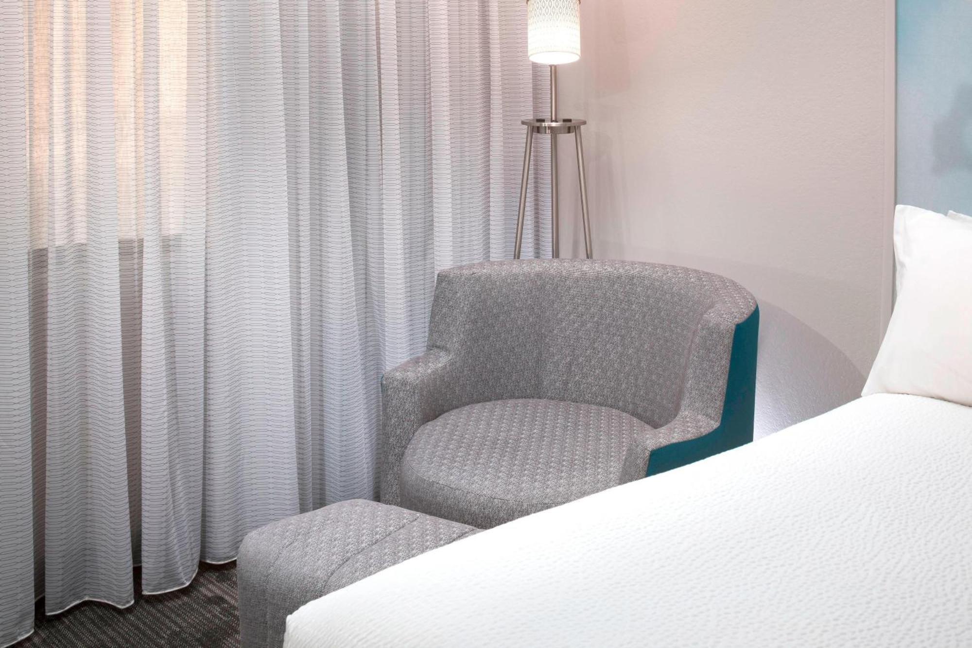 Courtyard By Marriott Pensacola Hotel Ferry Pass Exterior foto